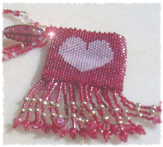 Valentines amuletbag miyuki glass beads